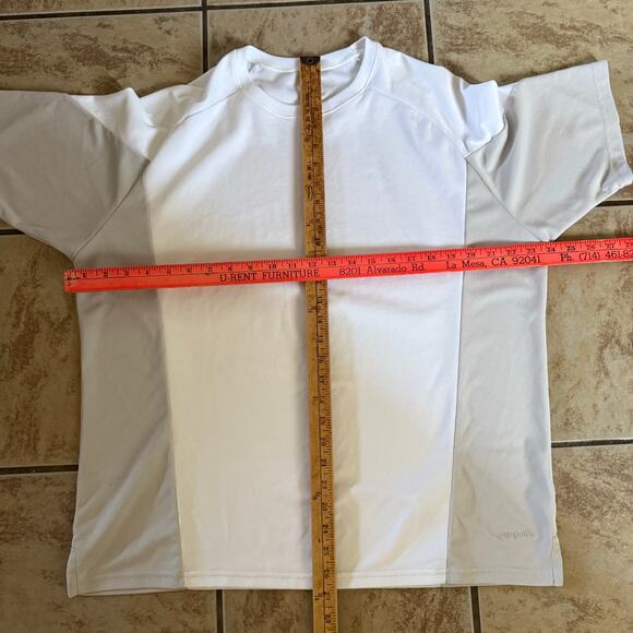 Patagonia Capilene Short Sleeve T Shirt Men's Size‎ XL White Gray Trim - Picture 7 of 7